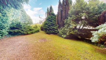 2 bedroom Maisonette for sale in Pen y Dre, Rhiwbina, Cardiff, CF14