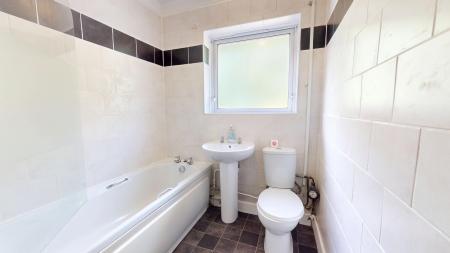 2 bedroom Maisonette for sale in Pen y Dre, Rhiwbina, Cardiff, CF14