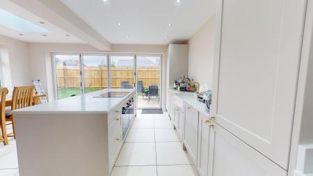 5 bedroom Semi-detached house for sale in Tyn y Parc Road, Rhiwbina, Cardiff, CF14