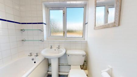 1 bedroom Flat for sale in Tyn Y Parc Road, Rhiwbina, Cardiff, CF14