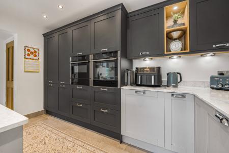 4 bedroom Semi-detached house for sale in Lon Isa, Rhiwbina, Cardiff, CF14