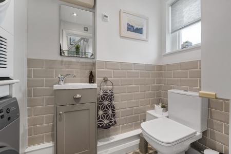 4 bedroom Semi-detached house for sale in Lon Isa, Rhiwbina, Cardiff, CF14