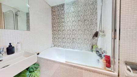 1 bedroom Flat to let in Bute Terrace, Cathays, Cardiff, CF10