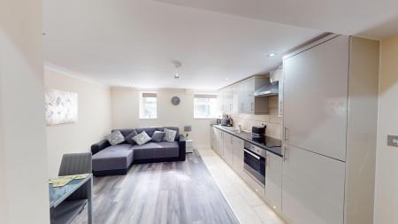 1 bedroom Flat to let in 8-10 Griffin Street, Newport, NP20
