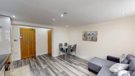 1 bedroom Flat to let in 8-10 Griffin Street, Newport, NP20