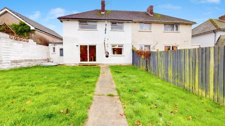 3 bedroom Semi-detached house for sale in Fishguard Road, Llanishen, Cardiff, CF14