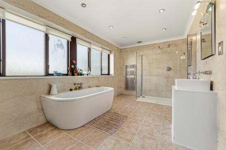 4 bedroom Detached house for sale in Heol y Coed, Rhiwbina, Cardiff, CF14