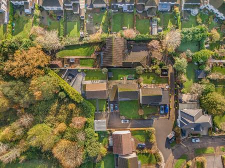 4 bedroom Detached house for sale in Heol y Coed, Rhiwbina, Cardiff, CF14