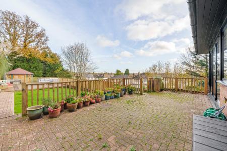 4 bedroom Detached house for sale in Heol y Coed, Rhiwbina, Cardiff, CF14