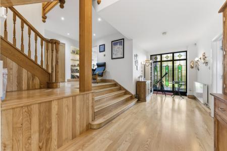 4 bedroom Detached house for sale in Heol y Coed, Rhiwbina, Cardiff, CF14