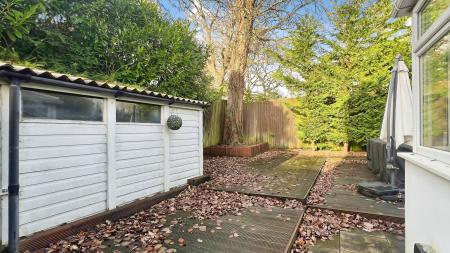 4 bedroom Detached house for sale in Fidlas Road, Llanishen, Cardiff, CF14