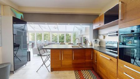 4 bedroom Detached house for sale in Fidlas Road, Llanishen, Cardiff, CF14