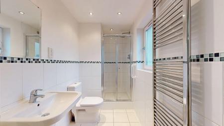 2 bedroom Flat for sale in Heathwood Road, Heath, Cardiff, CF14