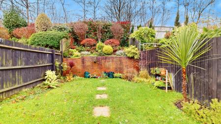 3 bedroom Terraced House for sale in Coed Y Wenallt, Rhiwbina, Cardiff, CF14