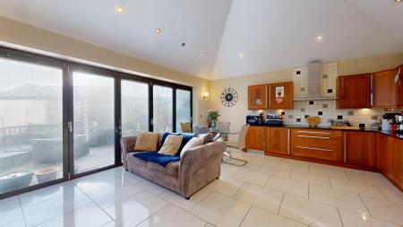 3 bedroom Bungalow for sale in Lon y Parc, Rhiwbina, Cardiff, CF14