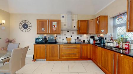 3 bedroom Bungalow for sale in Lon y Parc, Rhiwbina, Cardiff, CF14
