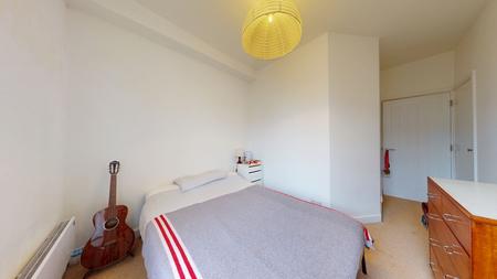 1 bedroom Flat to let in 2 Fairwater Road, Llandaff, Cardiff, CF5
