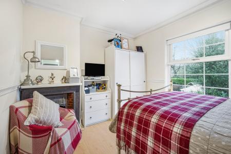 5 bedroom Semi-detached house for sale in Ty Glas Road, Llanishen, Cardiff, CF14