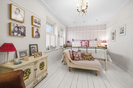 5 bedroom Semi-detached house for sale in Ty Glas Road, Llanishen, Cardiff, CF14