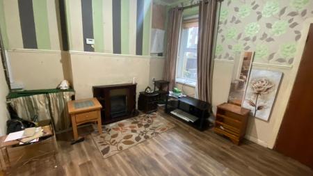 3 bedroom End of terrace house for sale in West View, Caerphilly, CF83