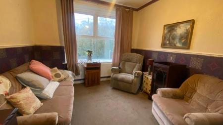 3 bedroom End of terrace house for sale in West View, Caerphilly, CF83