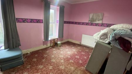 3 bedroom End of terrace house for sale in West View, Caerphilly, CF83