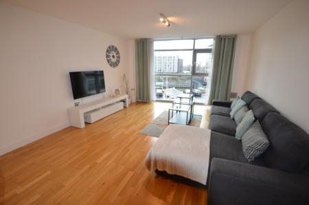 2 bedroom Flat to let in Bute Terrace, Cardiff, CF10