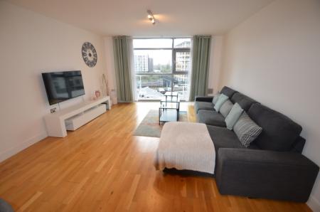 2 bedroom Flat to let in Bute Terrace, Cardiff, CF10