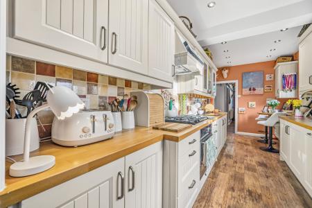 3 bedroom Semi-detached house for sale in Thornhill Road, Rhiwbina, Cardiff, CF14