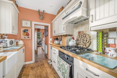 3 bedroom Semi-detached house for sale in Thornhill Road, Rhiwbina, Cardiff, CF14