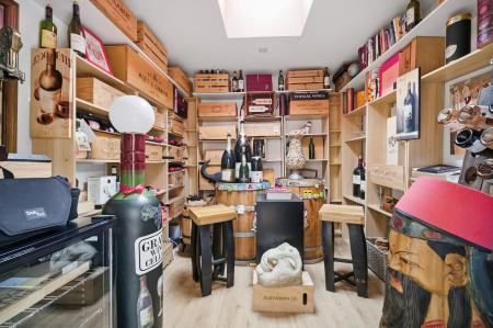 3 bedroom Semi-detached house for sale in Thornhill Road, Rhiwbina, Cardiff, CF14