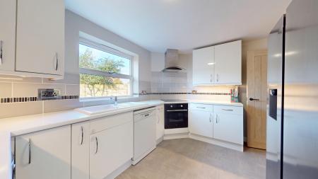 4 bedroom Detached house for sale in Oak Tree Drive, Newport, NP10