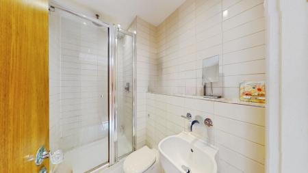 2 bedroom Flat to let in Falcon Drive, Cardiff Bay, Cardiff, CF10