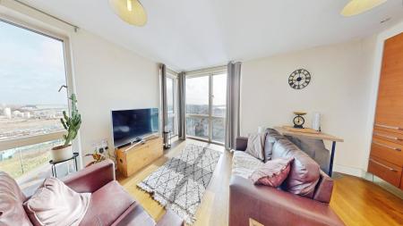 2 bedroom Flat to let in Falcon Drive, Cardiff Bay, Cardiff, CF10