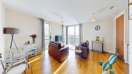 2 bedroom Flat to let in Falcon Drive, Cardiff Bay, Cardiff, CF10