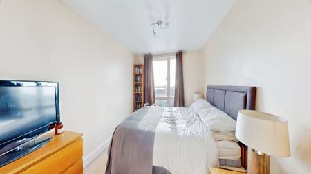 2 bedroom Flat to let in Falcon Drive, Cardiff Bay, Cardiff, CF10