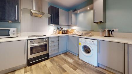 2 bedroom Flat for sale in Churchill Way, Cardiff, CF10