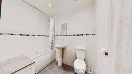 1 bedroom Flat to let in Pantbach Road, Rhiwbina, Cardiff, CF14