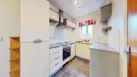 2 bedroom Flat to let in Pipkin Close, Pontprennau, Cardiff, CF23