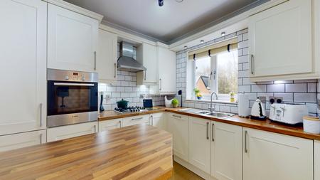 3 bedroom End of terrace house for sale in Coed y Wenallt, Rhiwbina, Cardiff, CF14