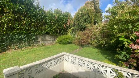 3 bedroom Semi-detached house for sale in Clos Mabon, Rhiwbina, Cardiff, CF14