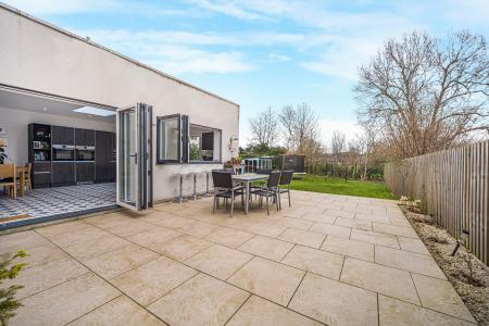 4 bedroom Detached house for sale in Heol Wen, Rhiwbina, Cardiff, CF14