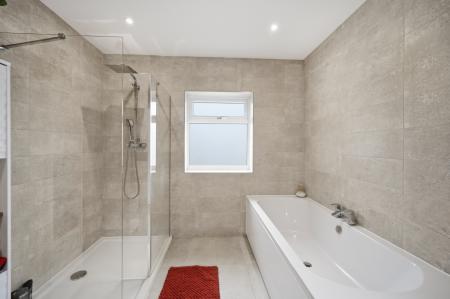 4 bedroom Detached house for sale in Heol Wen, Rhiwbina, Cardiff, CF14