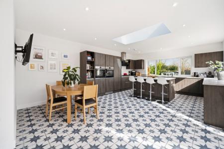 4 bedroom Detached house for sale in Heol Wen, Rhiwbina, Cardiff, CF14