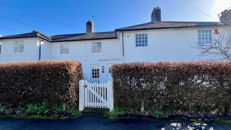 3 bedroom Terraced House for sale in Pen-y-Dre, Rhiwbina, Cardiff, CF14