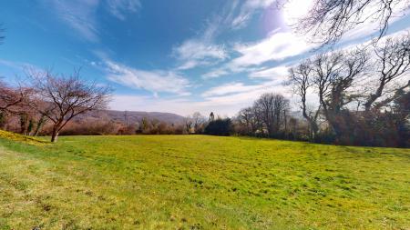 1 bedroom Ground floor flat to let in Rhiwbina Hill, Rhiwbina, Cardiff, CF14