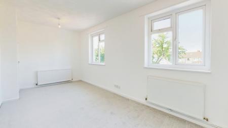 4 bedroom Semi-detached house for sale in Clos Fach, Rhiwbina, Cardiff, CF14