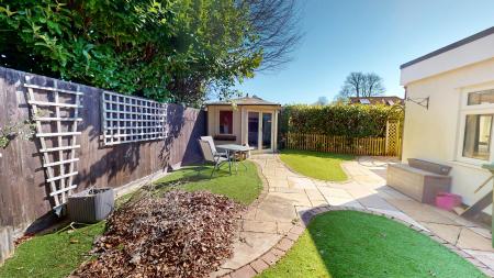 4 bedroom Detached bungalow for sale in Lon y Deri, Rhiwbina, Cardiff, CF14