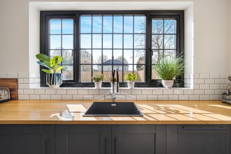 3 bedroom Semi-detached house for sale in Pantbach Road, Rhiwbina, Cardiff, CF14