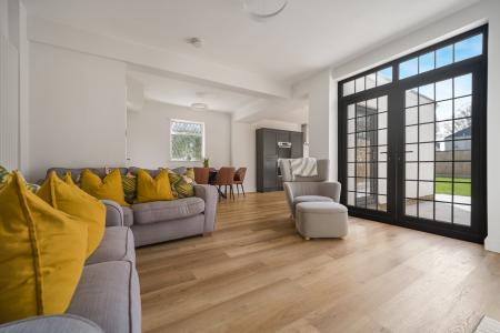 3 bedroom Semi-detached house for sale in Pantbach Road, Rhiwbina, Cardiff, CF14